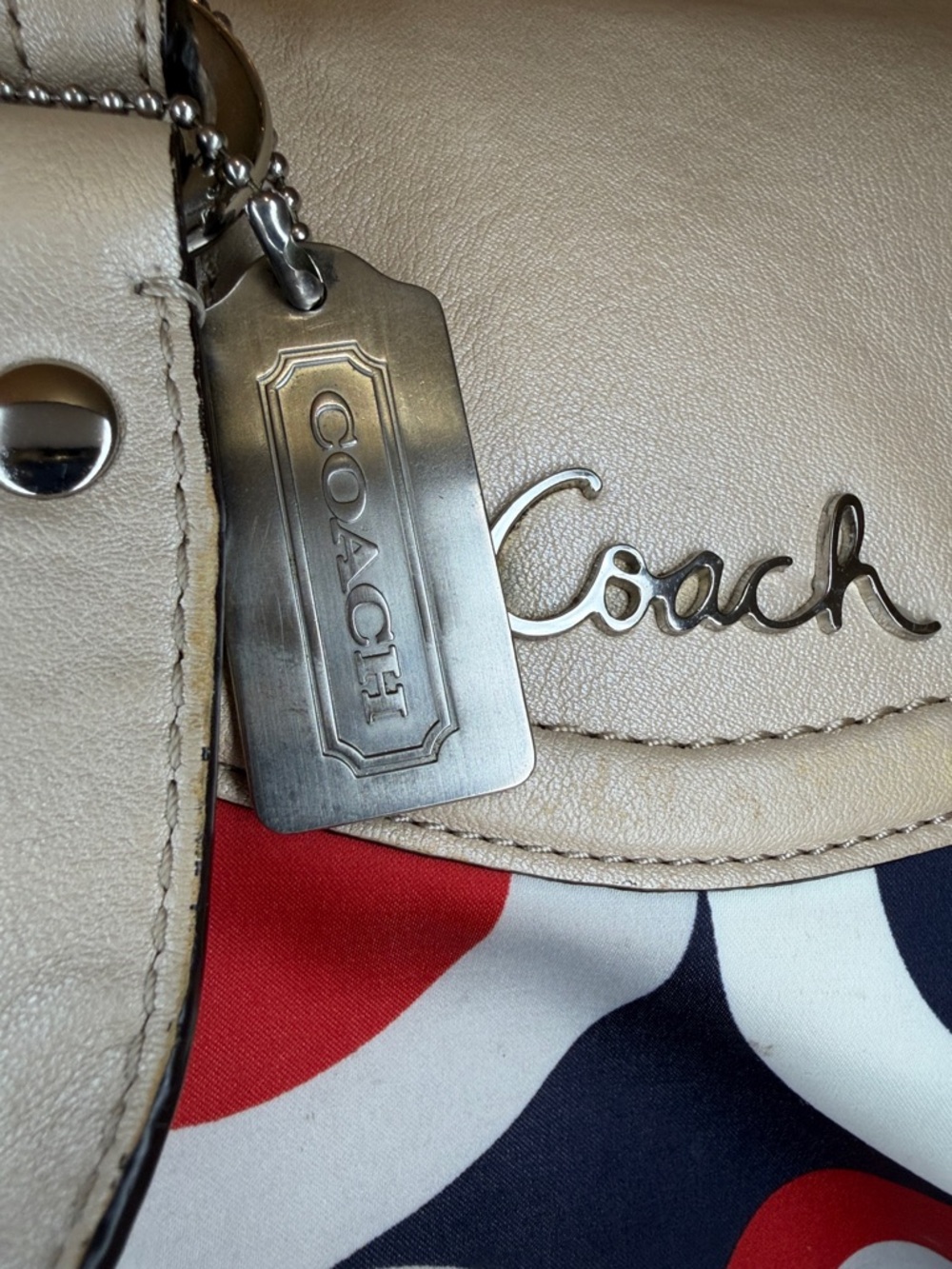 Coach GUC Optic multicolor shoulder satchel bag. Tan leather handles,trim - Picture 3 of 8
